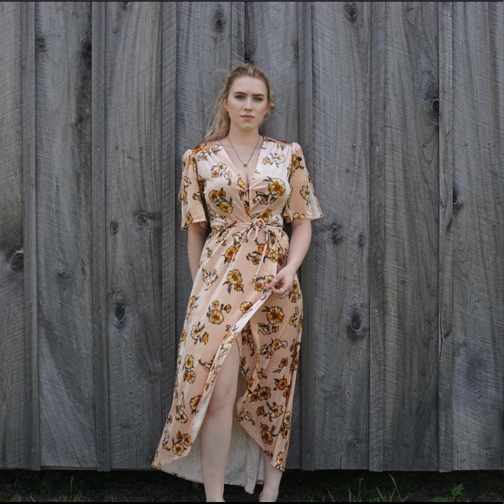 Lovefire floral wrap maxi dress velour md